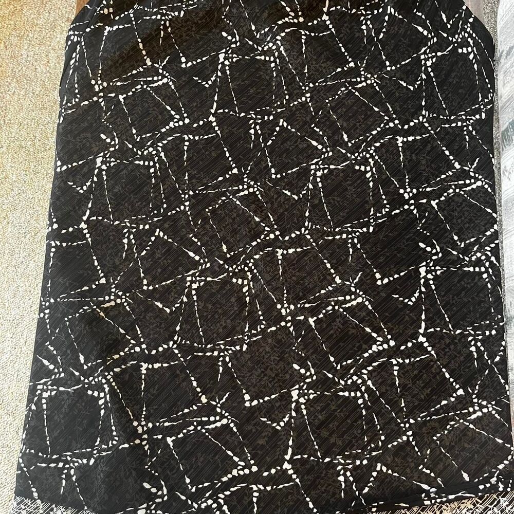 Unbranded Women's Black and Grey Skirt